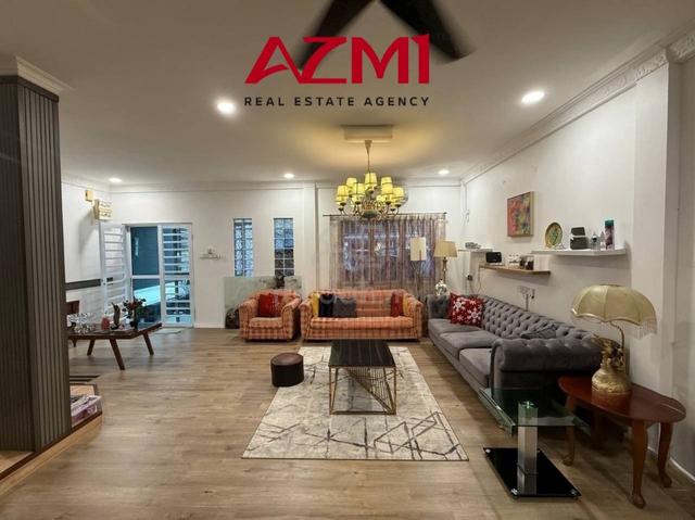 Well Maintained Double Storey Semi Detached NEGO 1