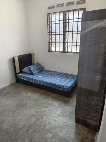 Sedenak / Kelapa Sawit / Bukit Batu 1