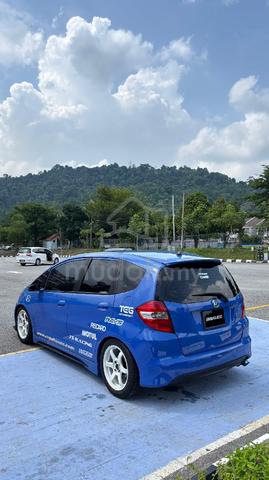 2014 Honda JAZZ 1.5 FACELIFT (A) - 4