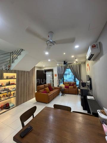 [Fully Renovated] 2 Storey Terrace 4Bed 3Bath Taman Pulai Mutiara 2 1