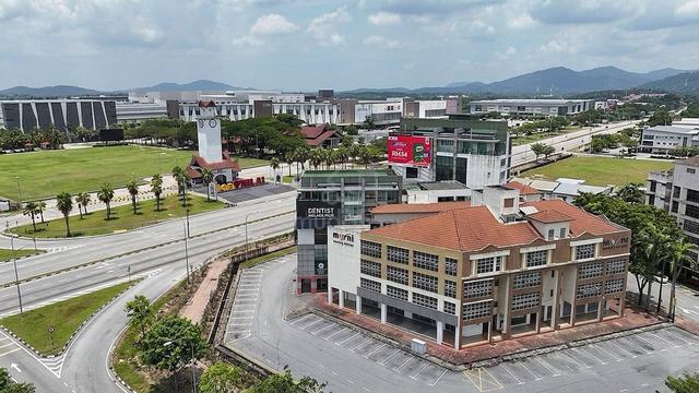 Standalone 4 Storey Commercial Corporate Building Dataran Nilai N9 1