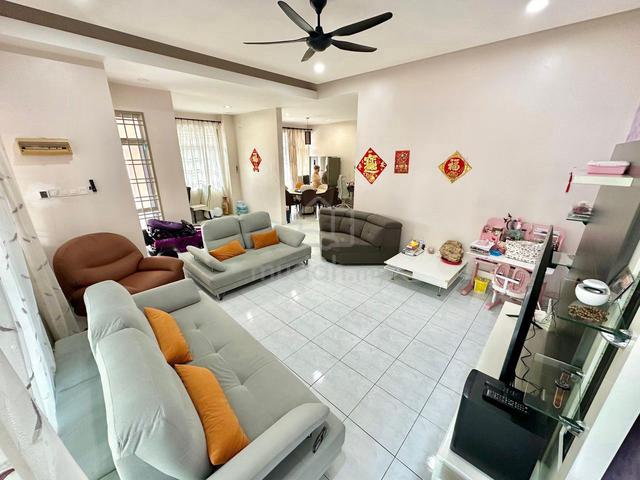 Taman Bukit Jaya Ulu Tiram 3 Storey Semi D For Sale 1