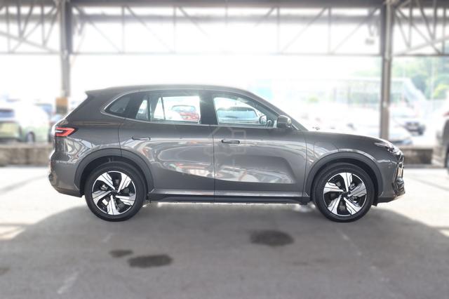 2025 Proton EMAS 7 Premium Like New - 4