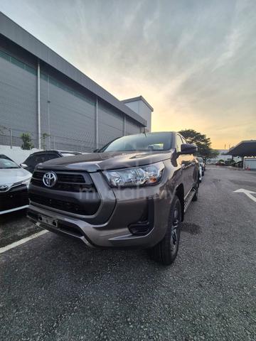 2026 Toyota HILUX 2.4 E V 2.8 ROUGE (A) readystock - 3