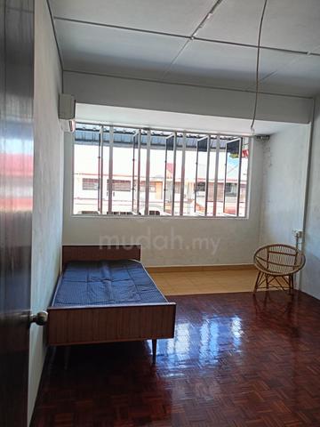 Sibu Medium room for rent 1