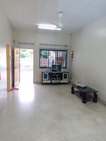 Single Storey @ Jalan Shahbandar, TUN AMINAH (near Paradigm Mall) 1