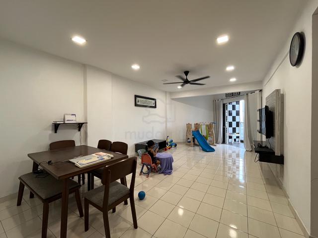 Zamrud Apartment 1