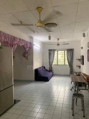 Rumah Pangsa Permas Jaya 1