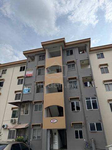 Goodyear Court 3 1