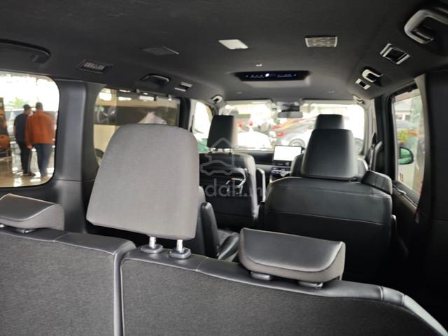 2023 Toyota VOXY 2.0 S-Z POWERBOOT UNREG KL AP - 5