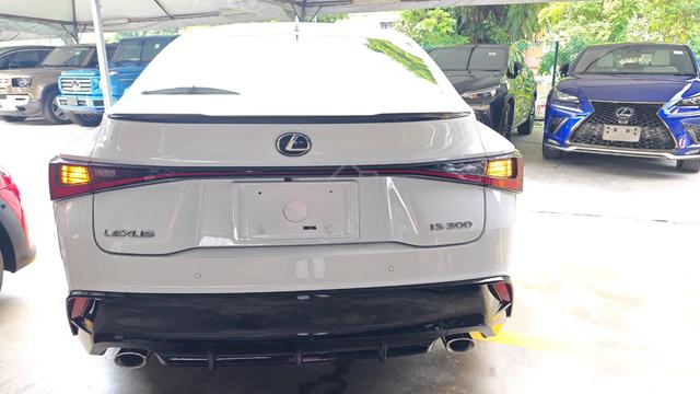 2022 Lexus IS300 2.0 F-SPORT (A) 8 YEARS WRNTY - 5