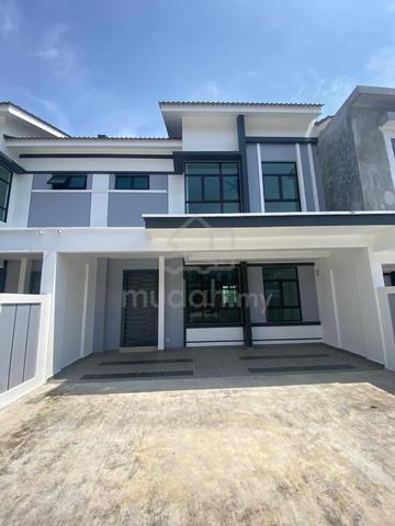 Austin Duta Double Storey For Rent~ 1