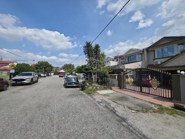 22x75 ! Double Storey Taman Kinrara Seksyen 5 1