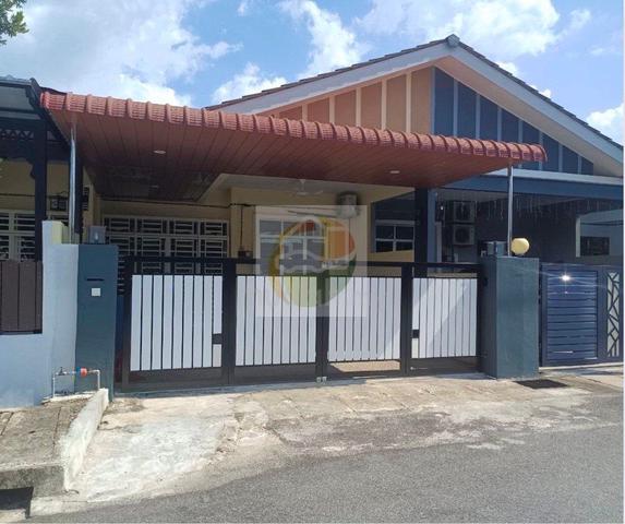 Partly Furnished Renovated 1 Storey Terrace At Tmn Perda Indah, SPU 1