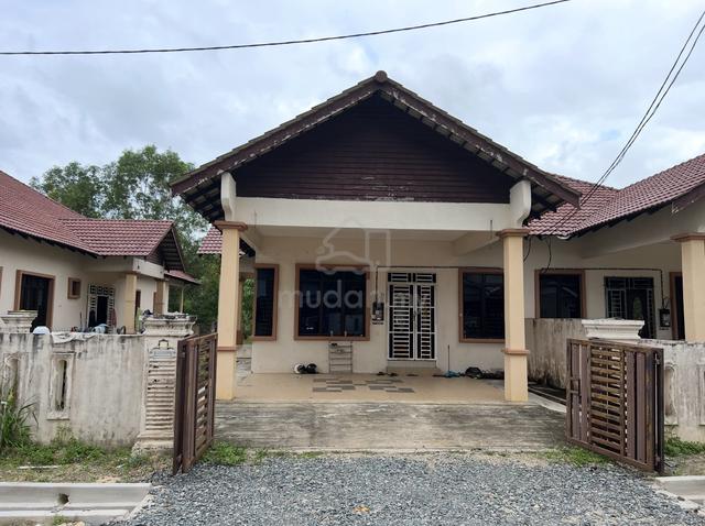 Rumah Semi D Batu 6 Dungun untuk disewa (Politeknik/UiTM) 1