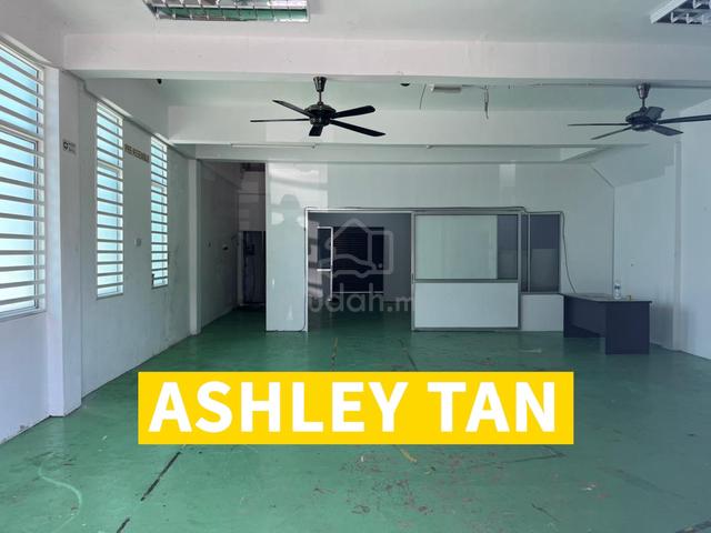 HOT 1.5sty Semi-D Factory Warehouse Diamond Valley Batu Maung For Rent 1