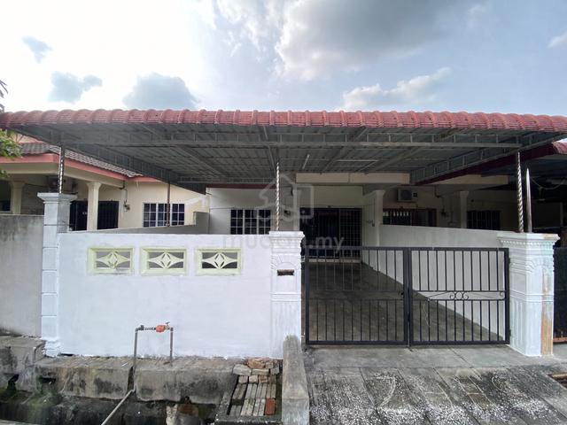 Rumah Teres Setingkat Taman Siputeh Permai, Batu Gajah untuk dijual 1