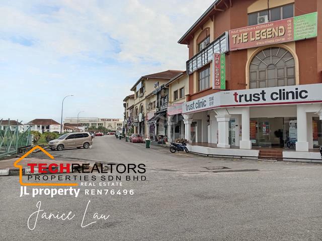 3-Storey ShopLot at Lagenda Heights Commercial District 1