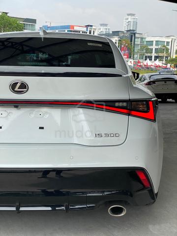 Recond Lexus IS300 2.0 F-SPORT (A) 2022 - 4