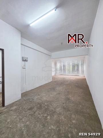 FACING ROAD @ 1st & 2nd Floor Shop Lot Taman Kampian FOR RENT 1