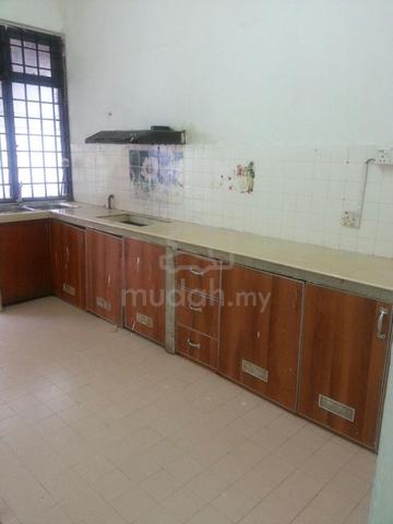 Taman Bukit Teratai Townhouse, Ampang 1
