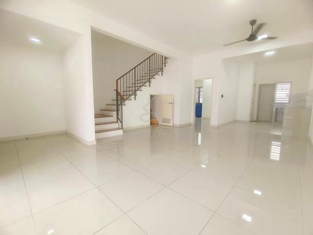 [Below Market ] 2sty House , Garland 1 , Kota Emerald , Anggun ,Rawang 1