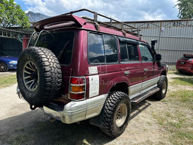 1997 Mitsubishi PAJERO 2.5 (M) - 4