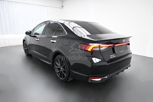 2023 Toyota COROLLA ALTIS 1.8 GR SPORT 1-OWNER - 4