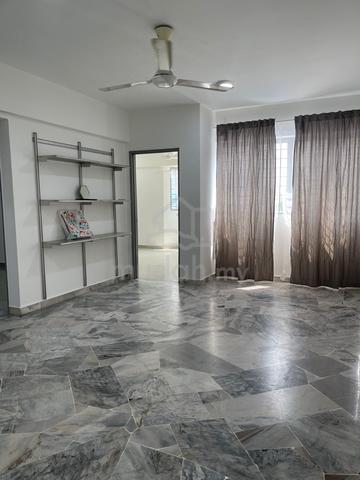Tasik Heights Apartment 1