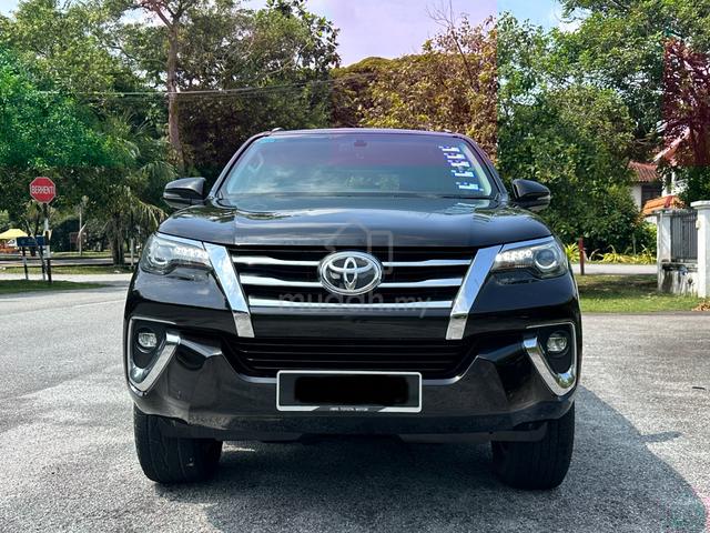 2017 Toyota FORTUNER 2.7 SRZ 4x4 3 YEARS WARRANTY - 2