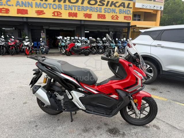 2022 Honda ADV 150 ADV 150 ABS Low Mileage Tiptop - photo 2 of 6