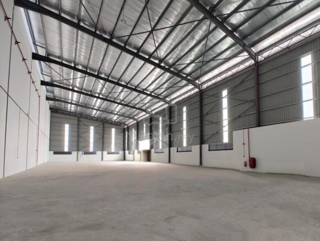 LIMITED! Strategic Location! Facing Highway Warehouse Factory! Kajang 1