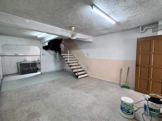 Taman Sri Sinar 2.5 Storey Terrace House, Freehold Full Loan Lowdownpm 1
