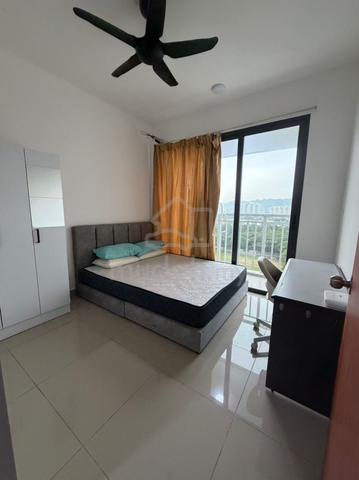 Middle room at LSH33@Sentul 1