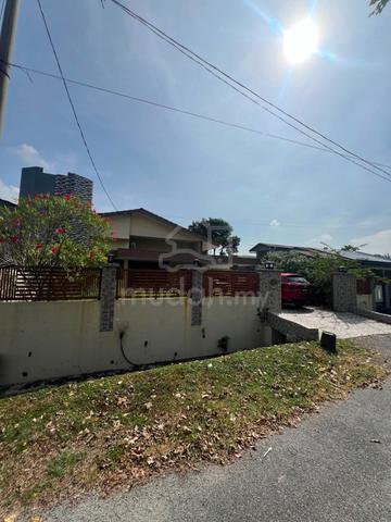 1/ Stry Semi D, at Tmn Grand Silibin,Ipoh.Perak. 1