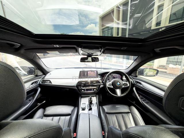 2020 Bmw 530i 2.0 M-SPORT ORI T/TOP CDT WRT 5YRS - 5