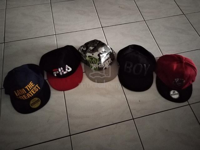 Hats - photo 3 of 3