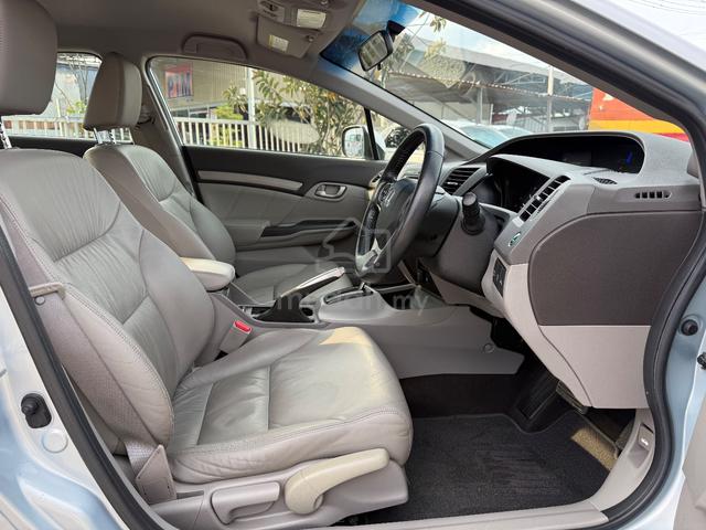 2013 Honda CIVIC 1.5 (HYBRID) (A) - 4