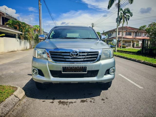 2012 Toyota HILUX 2.5 G VNT FACELIFT (A) - 3