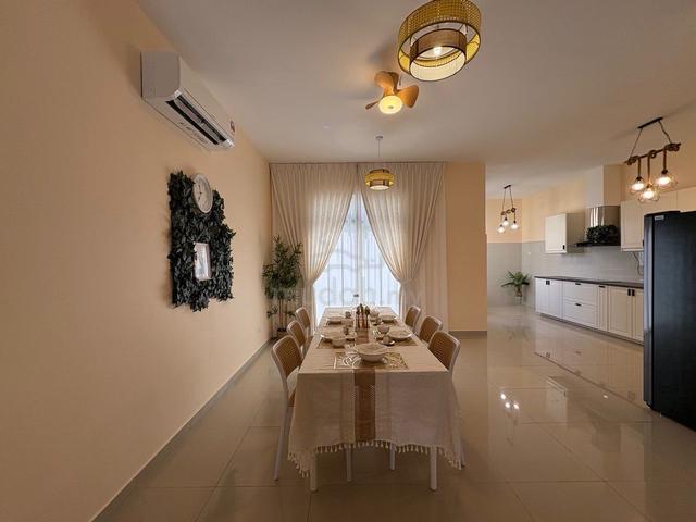 For Rent The Commune @ Eco Botanic Double Storey Cluster House 1