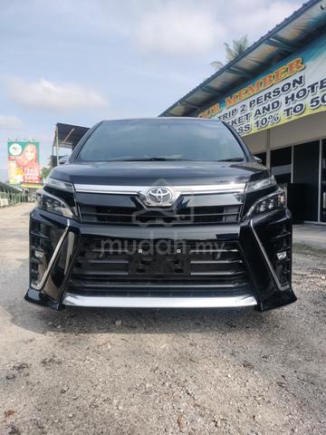 2020 Toyota VOXY 2.0 KIRAMEKI 3 - 4