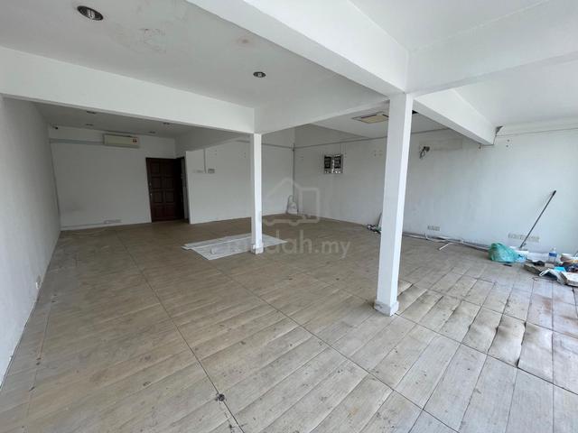 SS2 2 Storey Commercial Bungalow For Sale 1