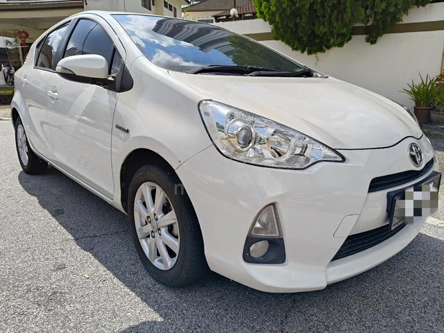 2012 Toyota PRIUS C 1.5 (HYBRID) (A) - 1