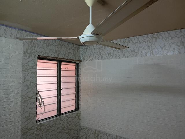 Rumah SEWA
House for RENT
Level 3 | air-conditioned living hall | 1