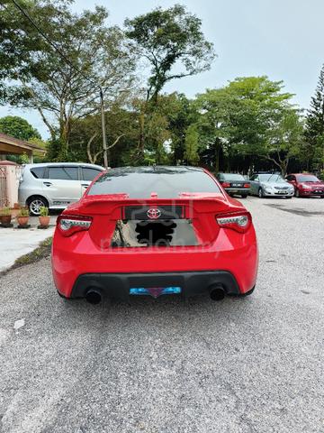 2012 Toyota GT86 2.0 (A) direct owner - 2