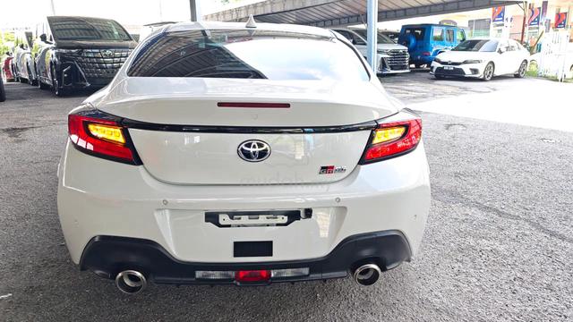 2024 Toyota GR86 2.4 RZ (A) GRADE 5A-4K MILEAGE - 5