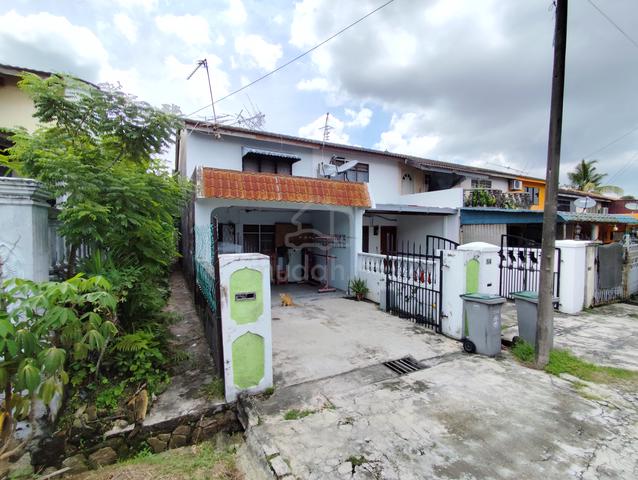 (END LOT + RENOVATED) JALAN BAYAN, Taman Megah Ria, Masai 2