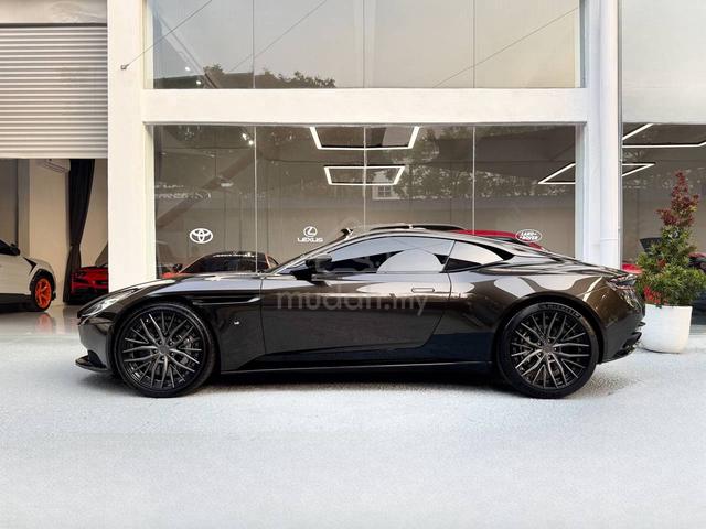 2018 Aston Martin DB11 5.2 V12 (A) - 5