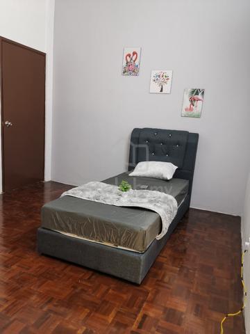 Bilik Sewa Perempuan@Bukit Kepayang|Landed House|Fully Furnished 1
