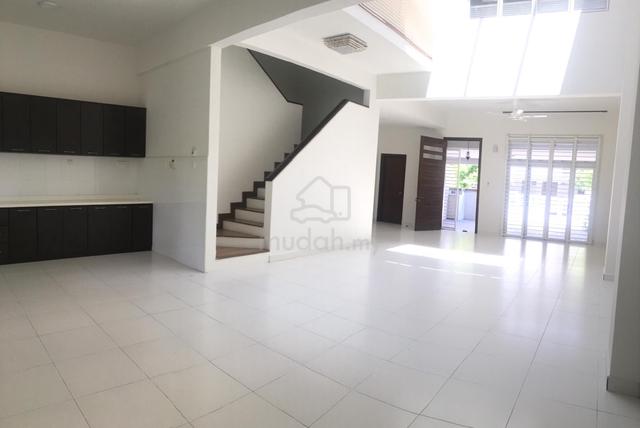 Big House Terrace 2.5 Storey Presint 16 Putrajaya with Extra Land 1